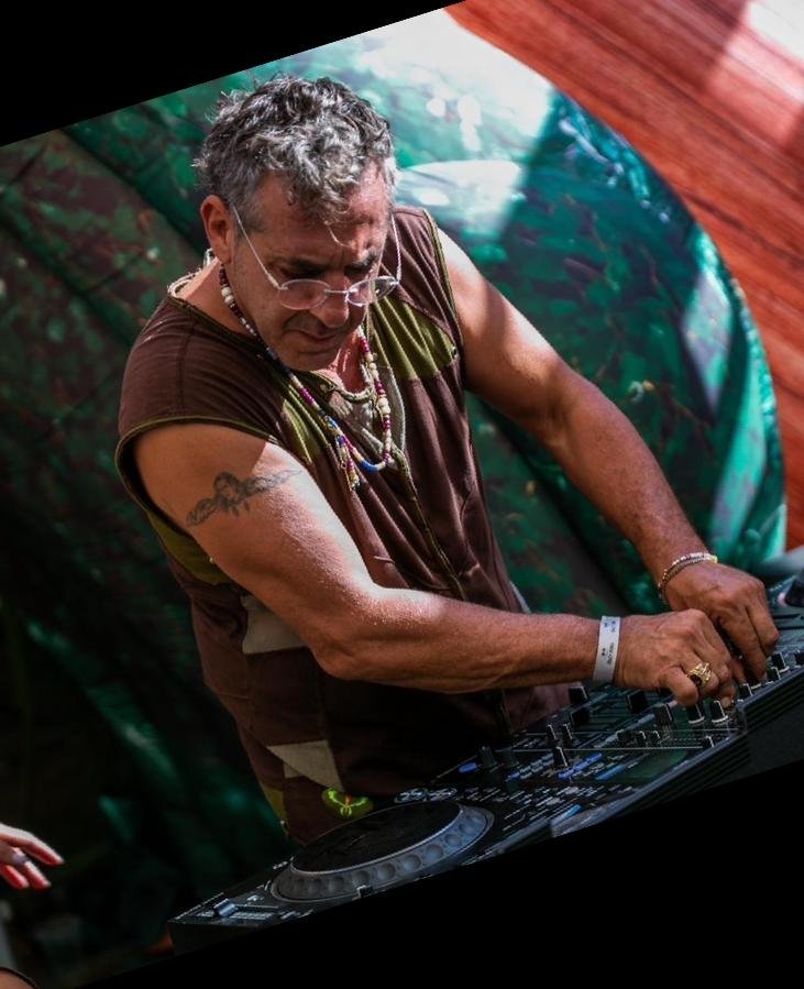 Shaman: די ג'יי הטראנס שמחבר אתכם למסע מוזיקלי על-חושי